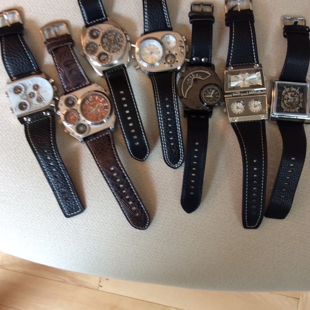 Men’s watches brand is Olum . Some of them are new